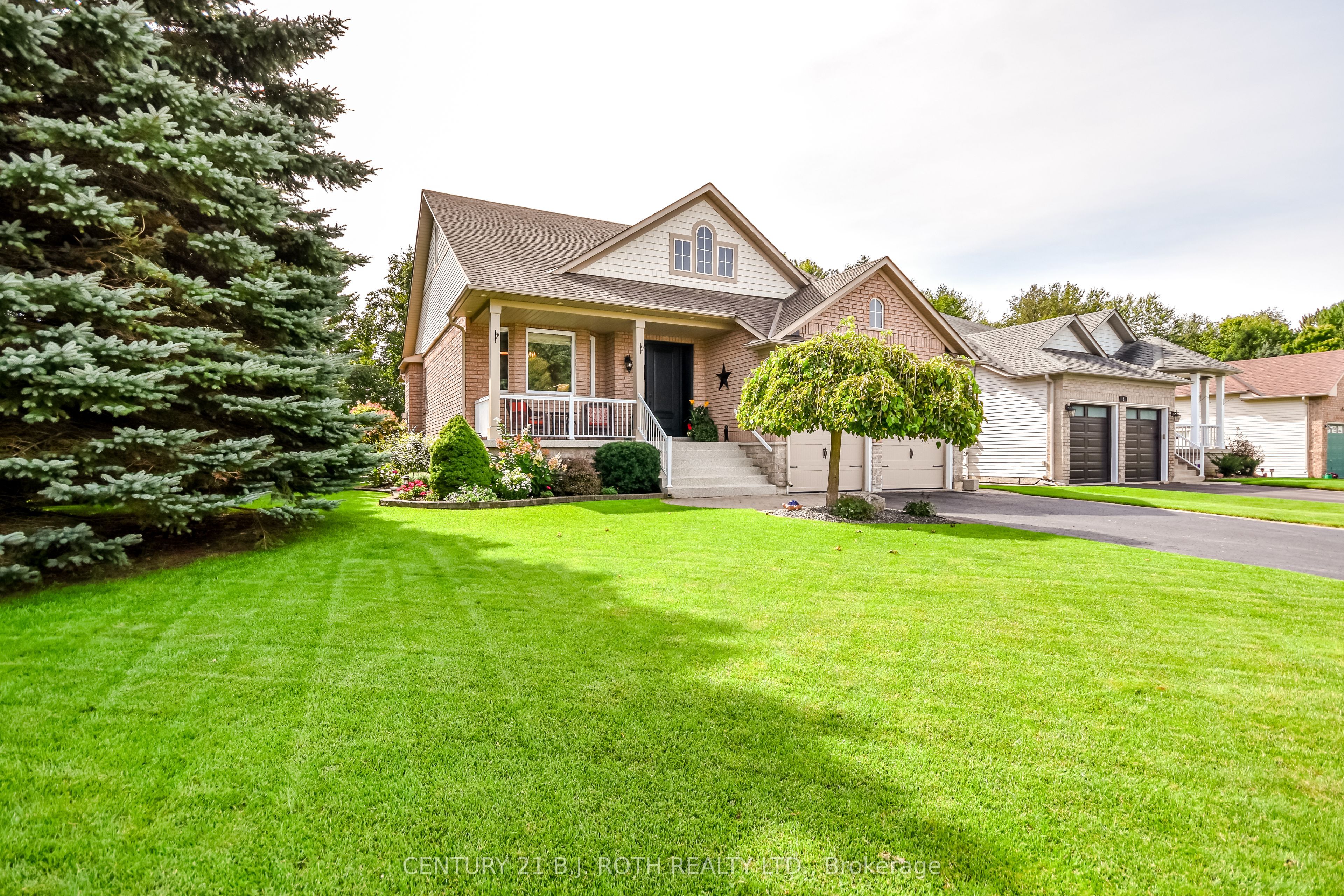1 SILVERSANDS Crescent