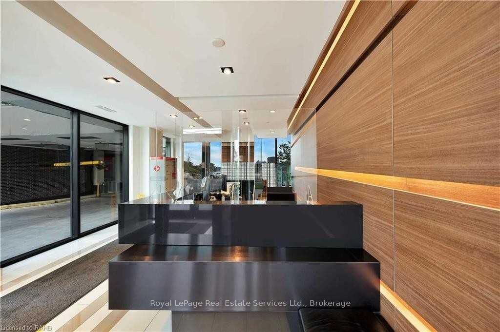 5230 Dundas Street 405