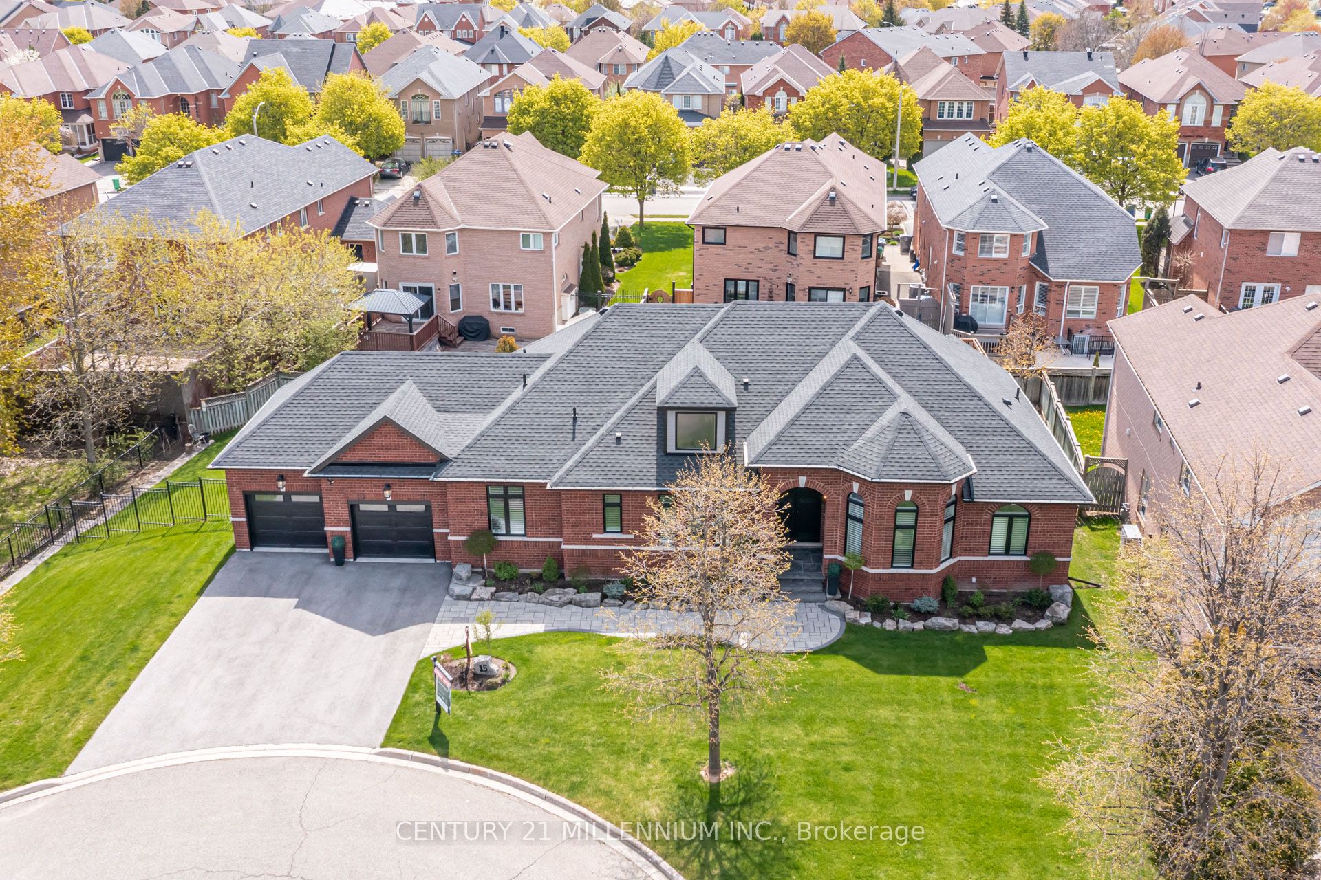 15 Bimmer Place