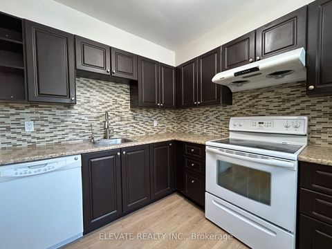 254 Anzac Road Main Richmond Hill ON L4C 3G8