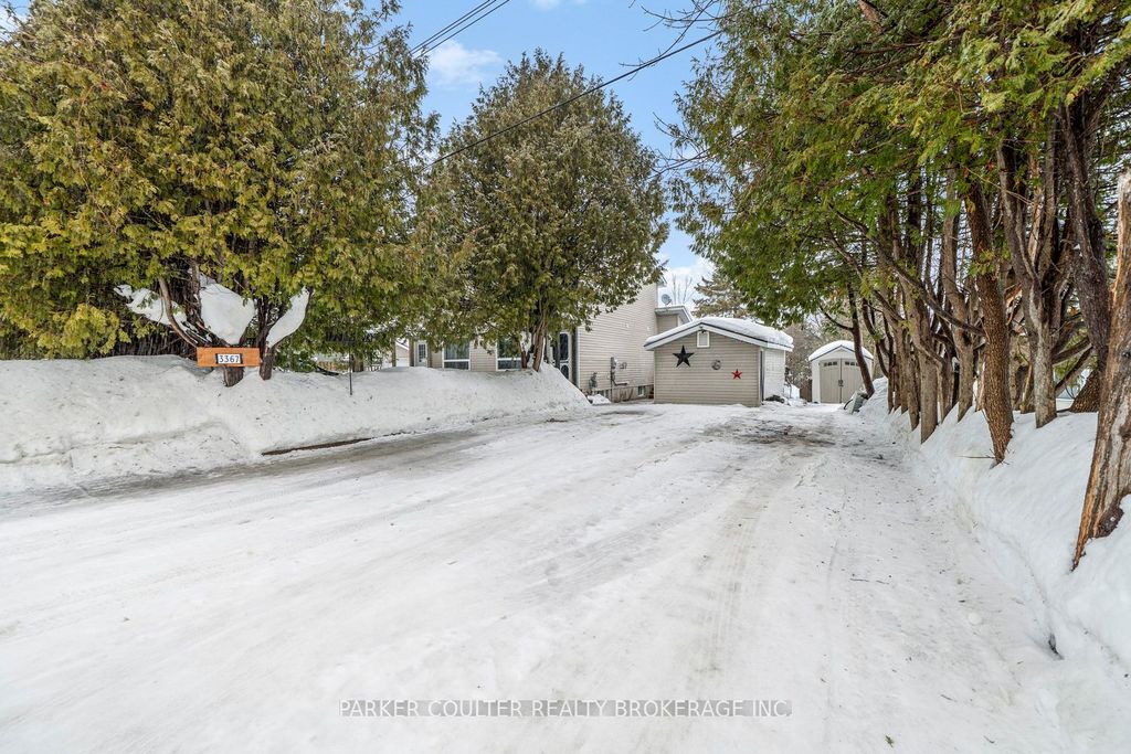 Photo of 3367 Azcona Avenue, Severn, ON L0K 1G0 (MLS # S12815850)