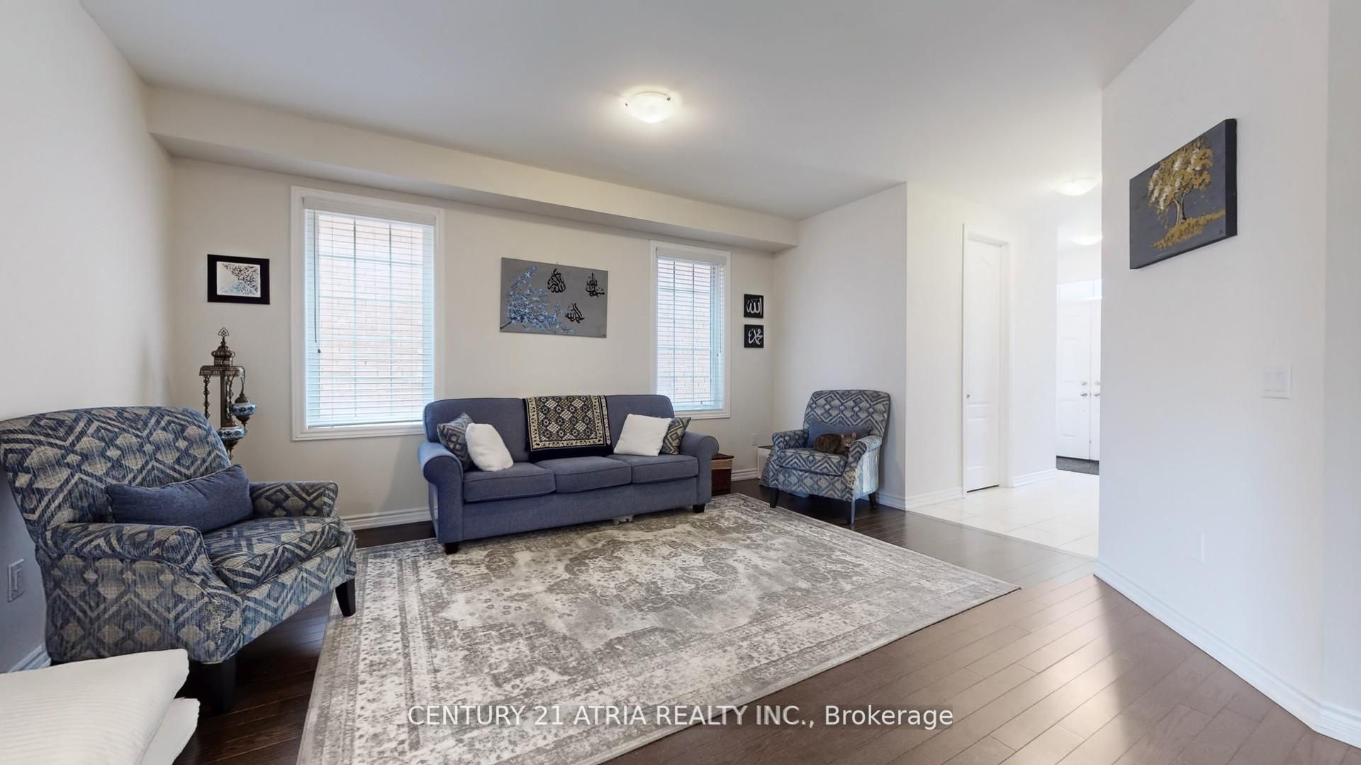 101 Bonnieglen Farm Boulevard
