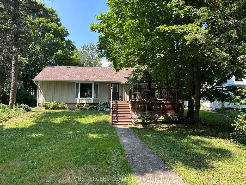 Photo of 7 Second Avenue, Orangeville, ON L9W 1H4 (MLS # W12768432)