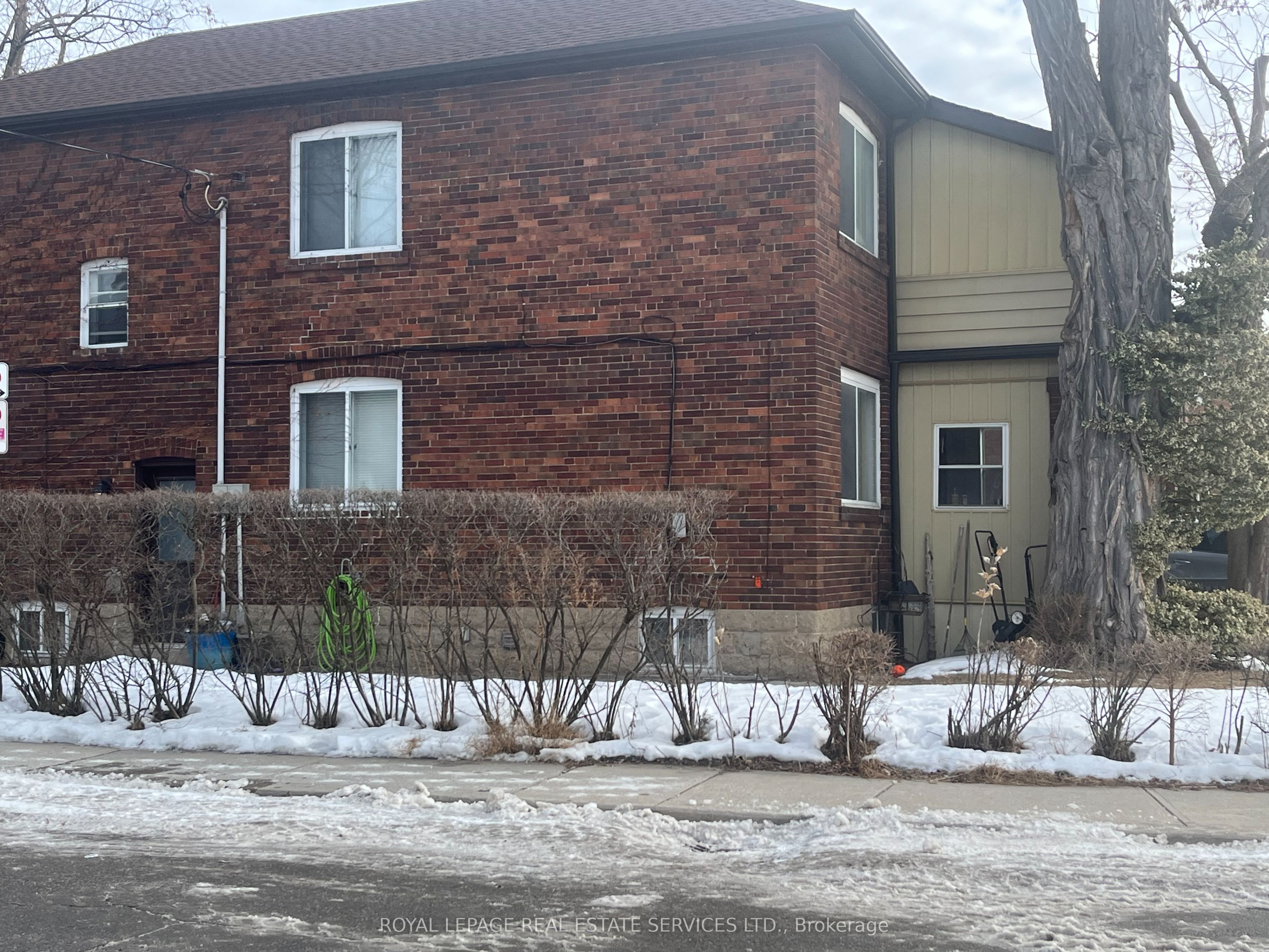 344-346 St. John Road W
