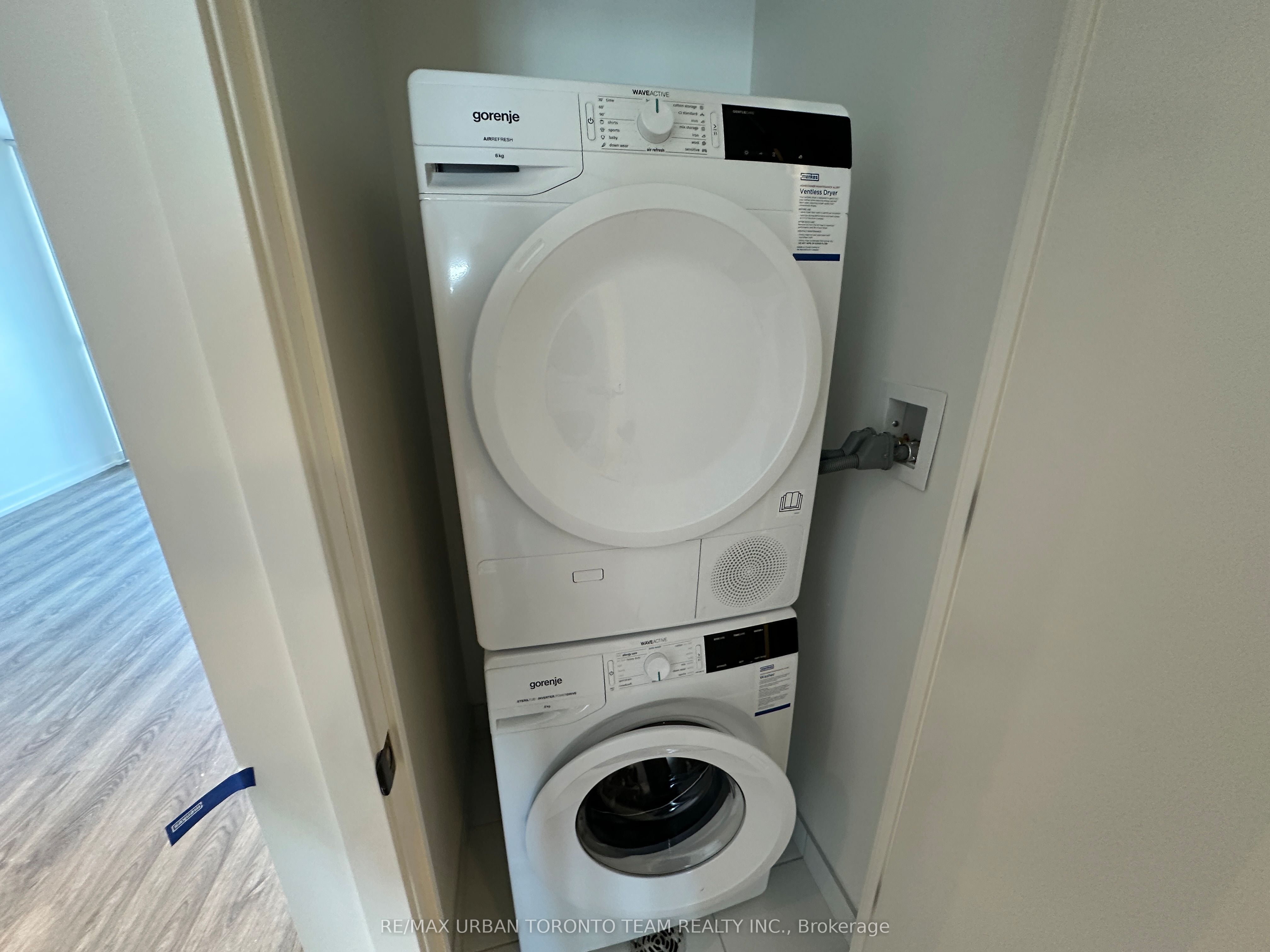 8 Interchange Way 5705