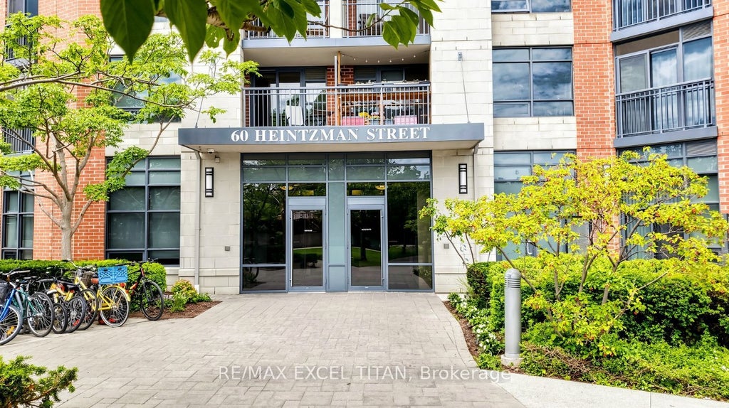 Photo of 60 Heintzman Street #1132, Toronto, ON M6P 5A1 (MLS # W13738158)