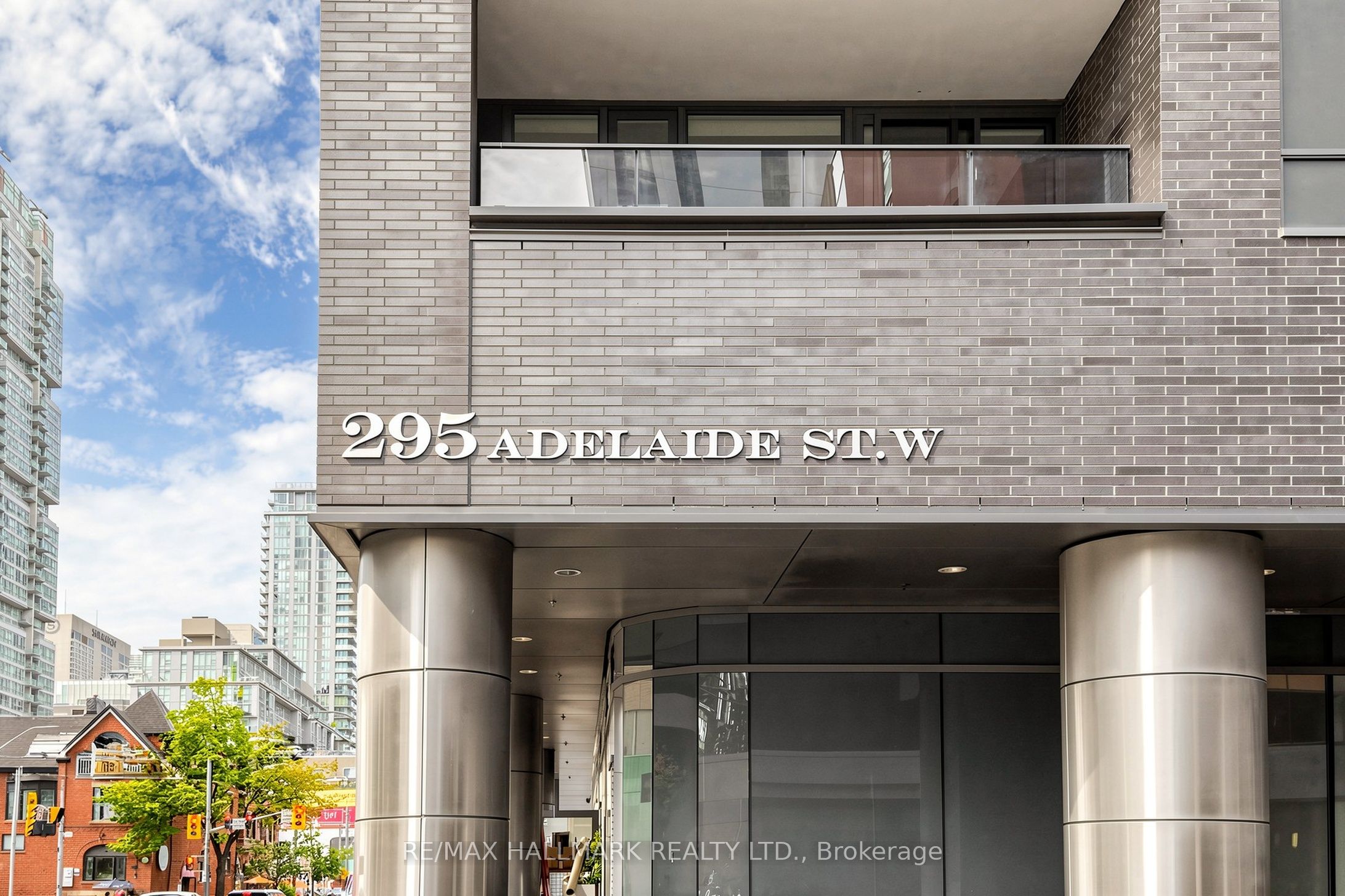 295 Adelaide Street W 313