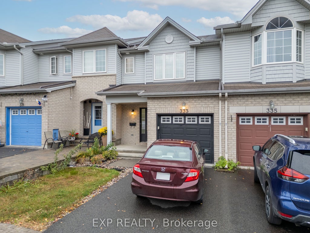 Photo of 333 ROLLING MEADOW Crescent, Orleans - Convent Glen and Area, ON K1W 0A9 (MLS # X13870102)