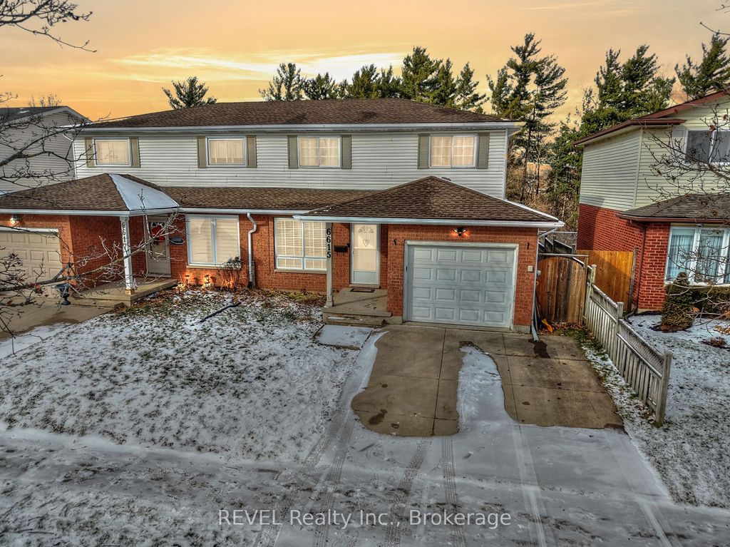 Photo of 6615 Harper Drive, Niagara Falls, ON L2E 7H7 (MLS # X12608990)