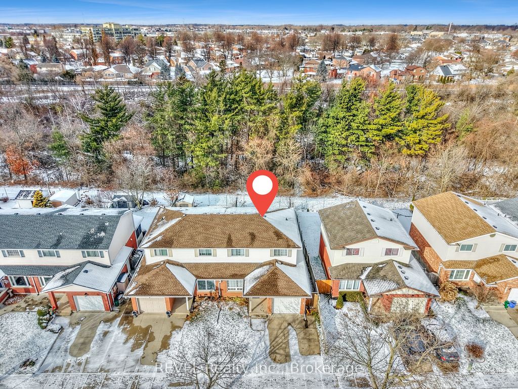 Photo of 6615 Harper Drive, Niagara Falls, ON L2E 7H7 (MLS # X12608990)