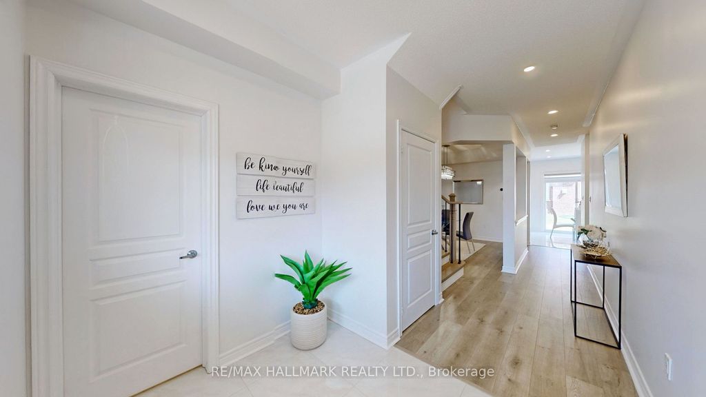 Photo of 22 Bostock Drive, Georgina, ON L4P 0C2 (MLS # N12889964)