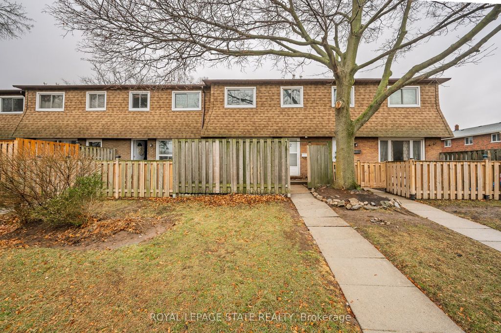 Photo of 165 Limeridge Road W #2, Hamilton, ON L9C 2V4 (MLS # X12701572)