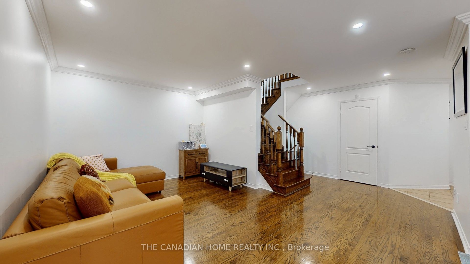 2128 Glenhampton Road
