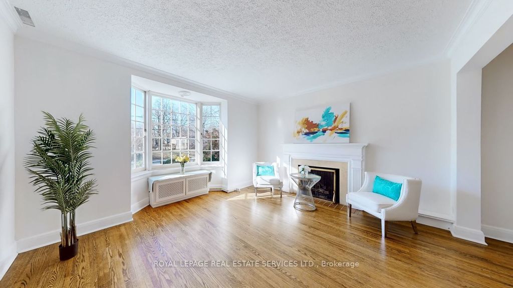 Photo of 19 Strathgowan Crescent, Toronto, ON M4N 2Z6 (MLS # C13054542)