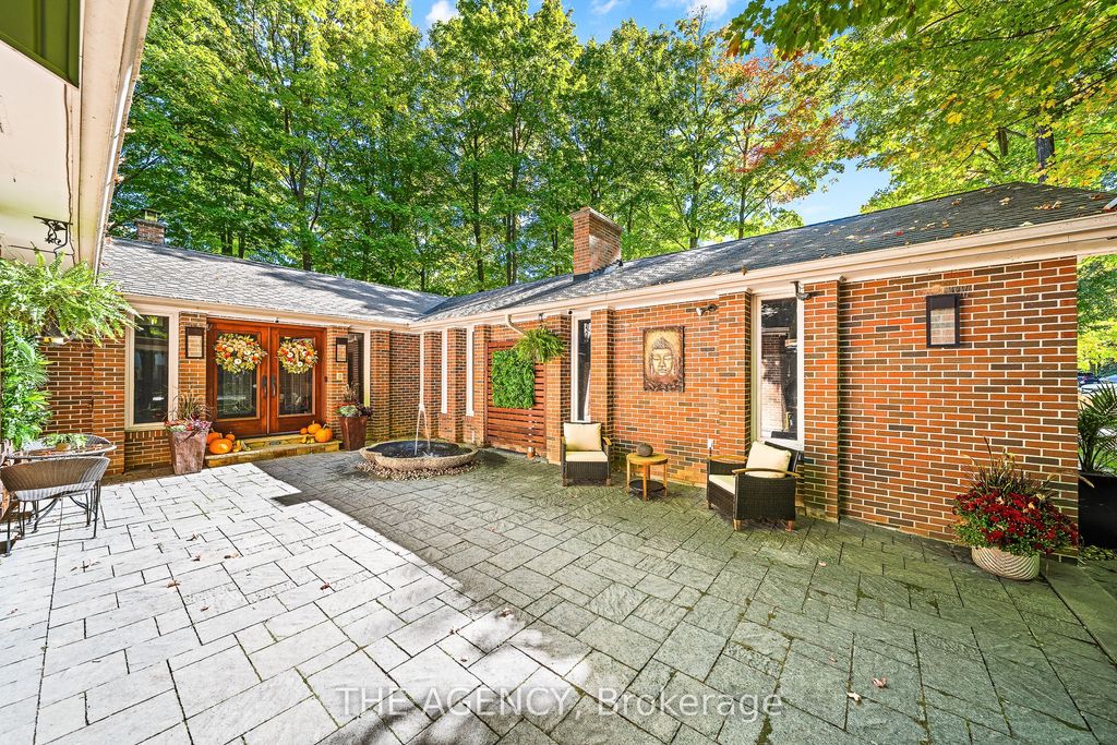 Photo of 23 Cedarwood Crescent, King, ON L0G 1N0 (MLS # N12651984)