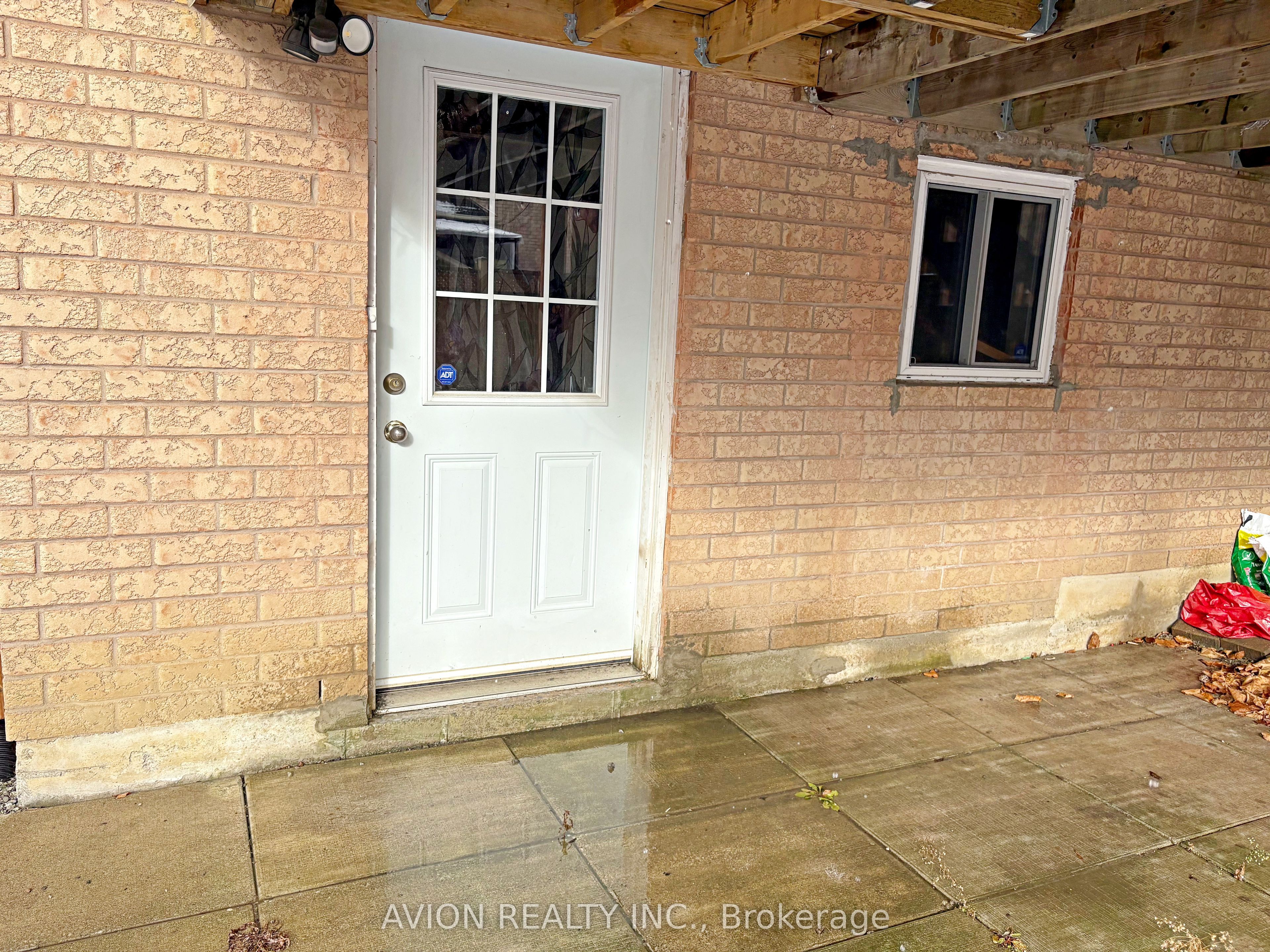 91 Ridgeway Court Lower