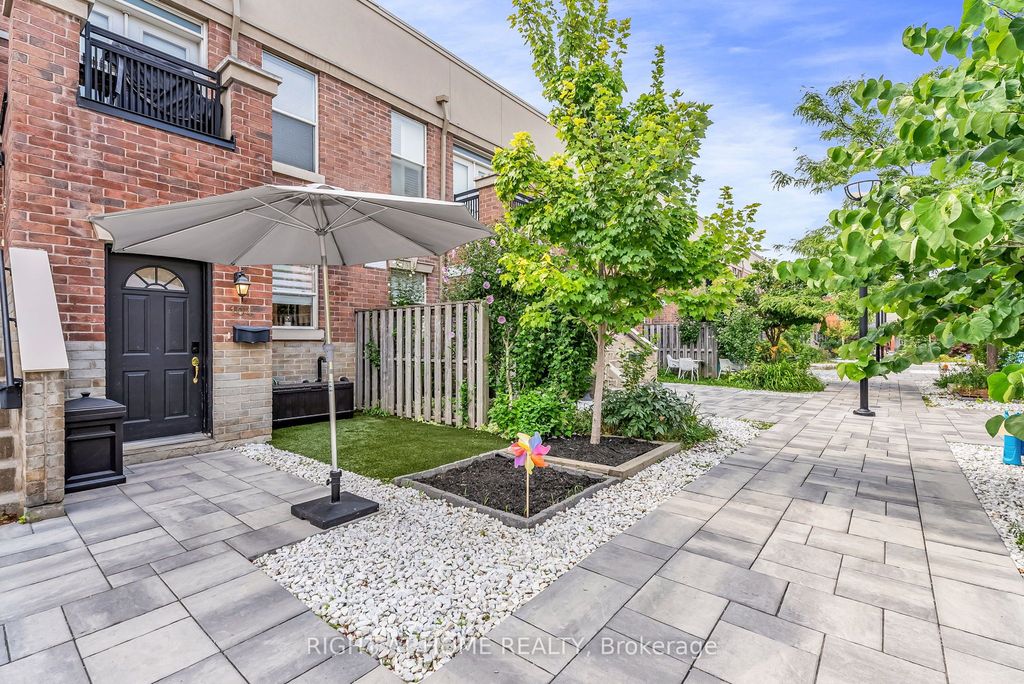 Photo of 55 Halton Street #104, Toronto, ON M6J 1R5 (MLS # C12423054)