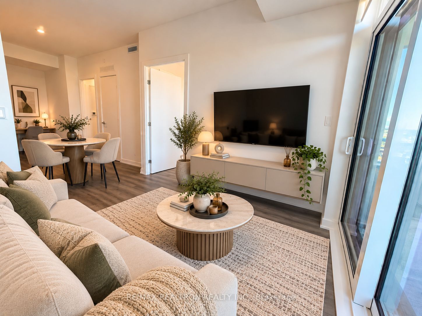 5 Meadowdale Road 1802