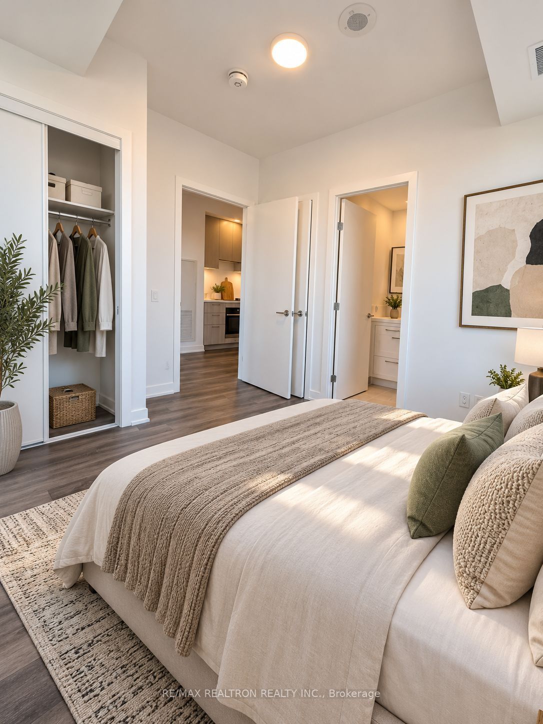 5 Meadowdale Road 1802