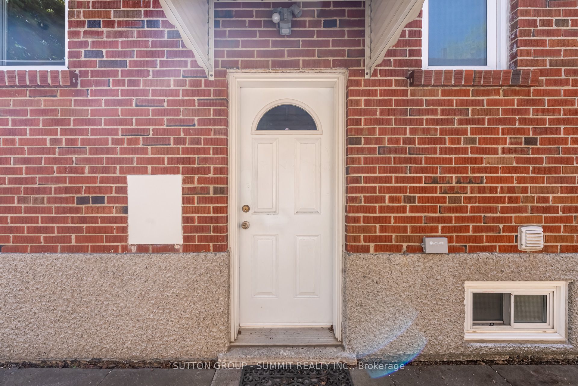 47 RAYSIDE Drive