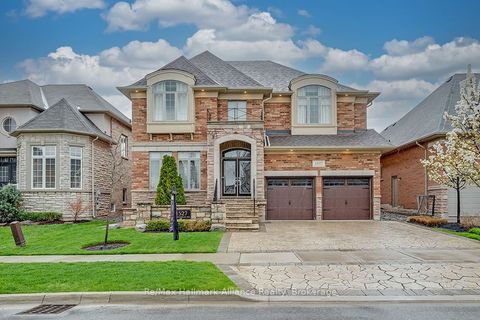 1527 Arrowhead Road Oakville ON L6H 7V6