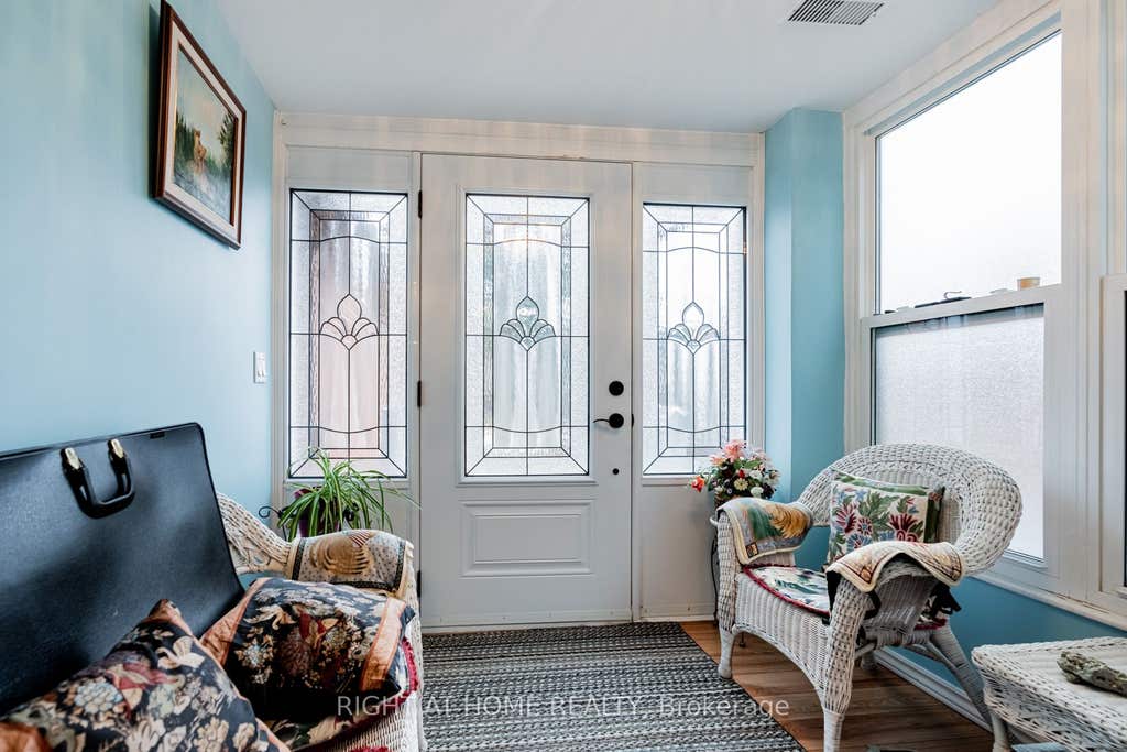 Photo of 4278 Sawmill Valley Drive, Mississauga, ON L5L 3M9 (MLS # W12545416)
