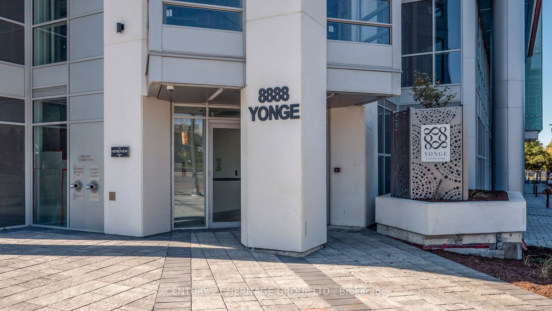 8888 Yonge Street 414