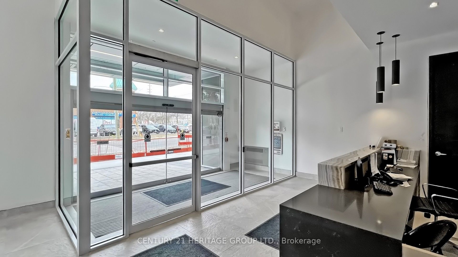 8888 Yonge Street 414