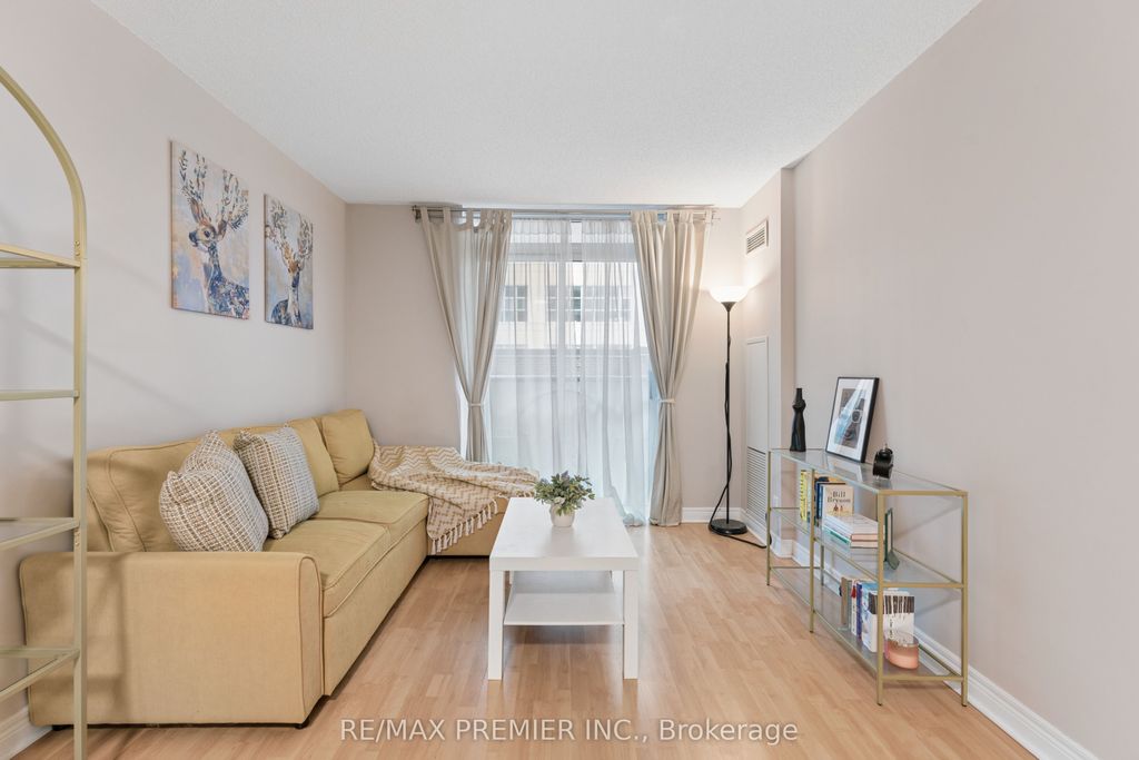 Photo of 212 Eglinton Avenue E #307, Toronto, ON M4P 0A3 (MLS # C12995614)