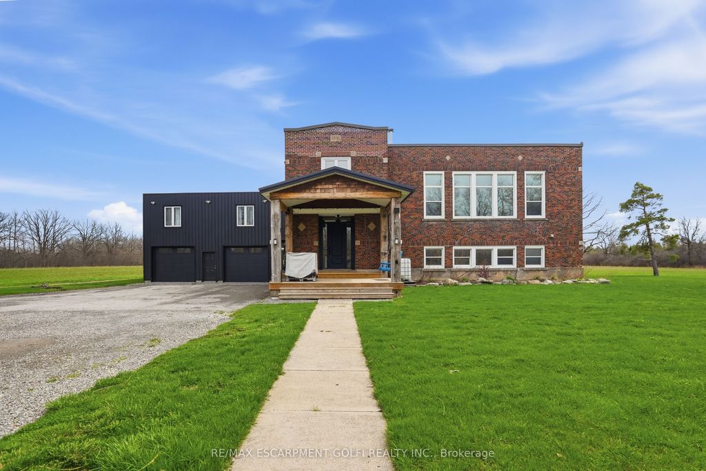 Photo of 1744 Ridgemount Road, Fort Erie, ON L0S 1N0 (MLS # X13022768)