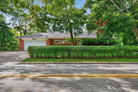 288 Trafalgar Road Oakville ON L6J 3H2