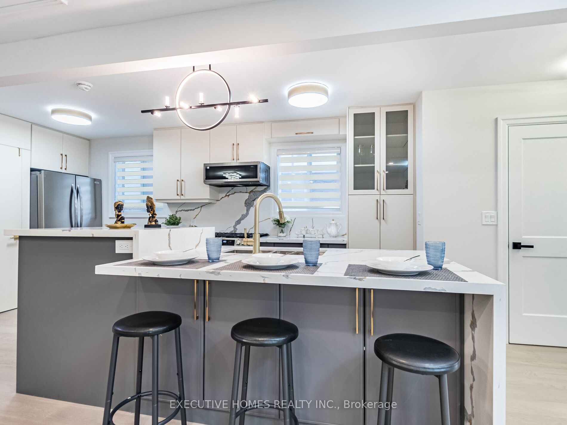 2685 Windjammer Road