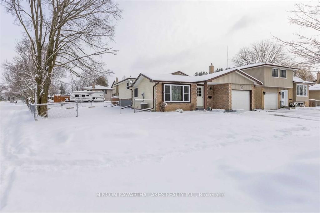 Photo of 899 Ashdale Crescent W, Peterborough, ON K9H 7H6 (MLS # X12906112)