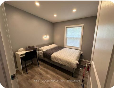 76 Macdonald Street room on 2nd flr Toronto ON M8V 1Y4