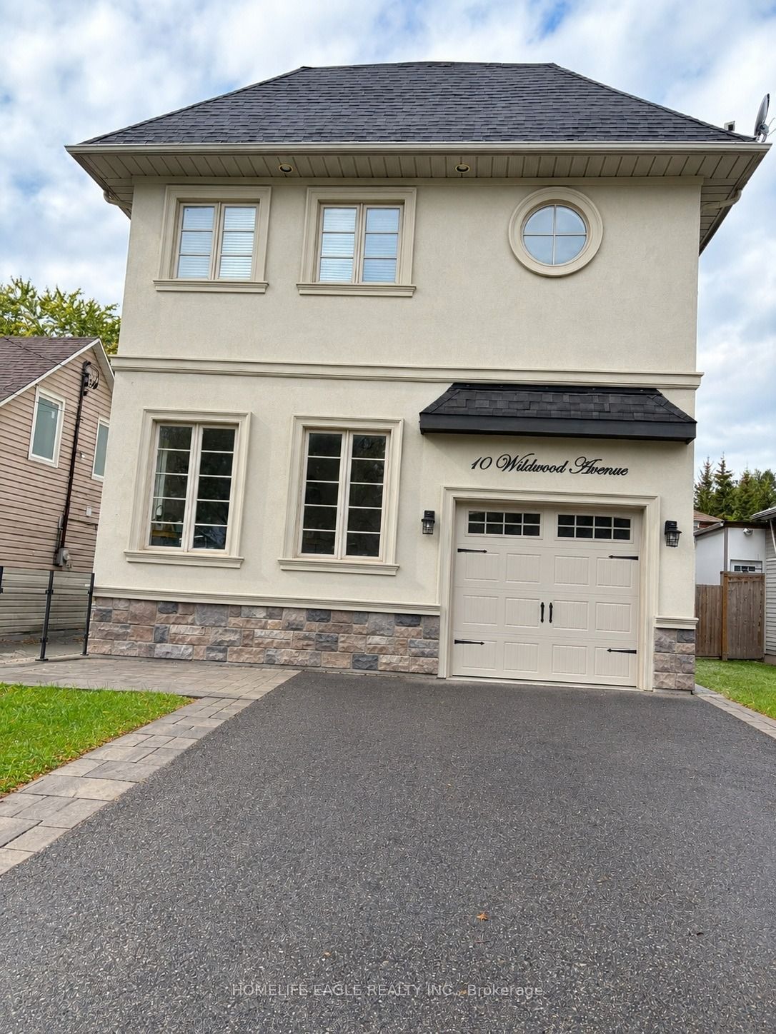 10 Wildwood Avenue