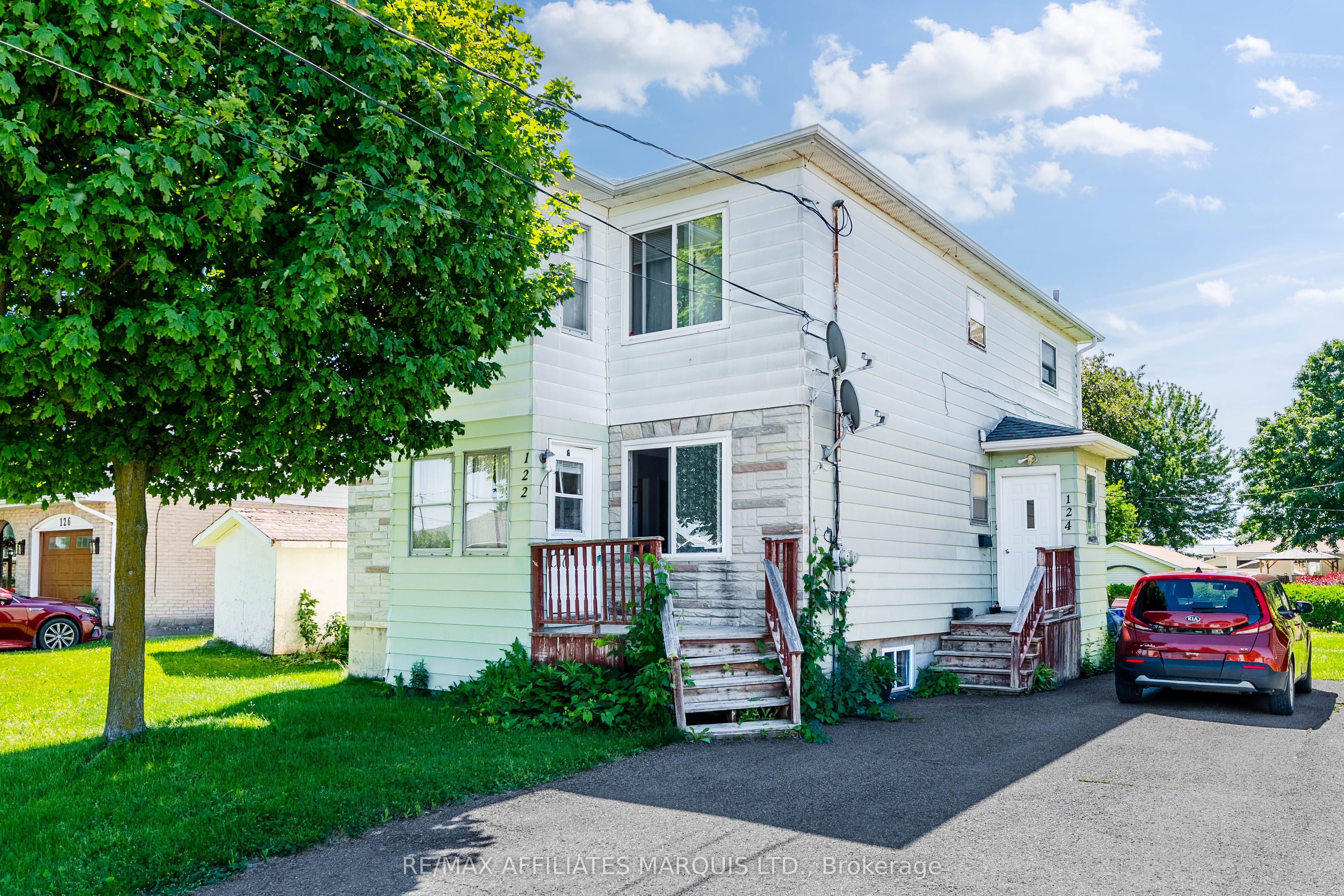 Photo 1 of 48 — 122 New Street, Cornwall, ON K6H 3G2