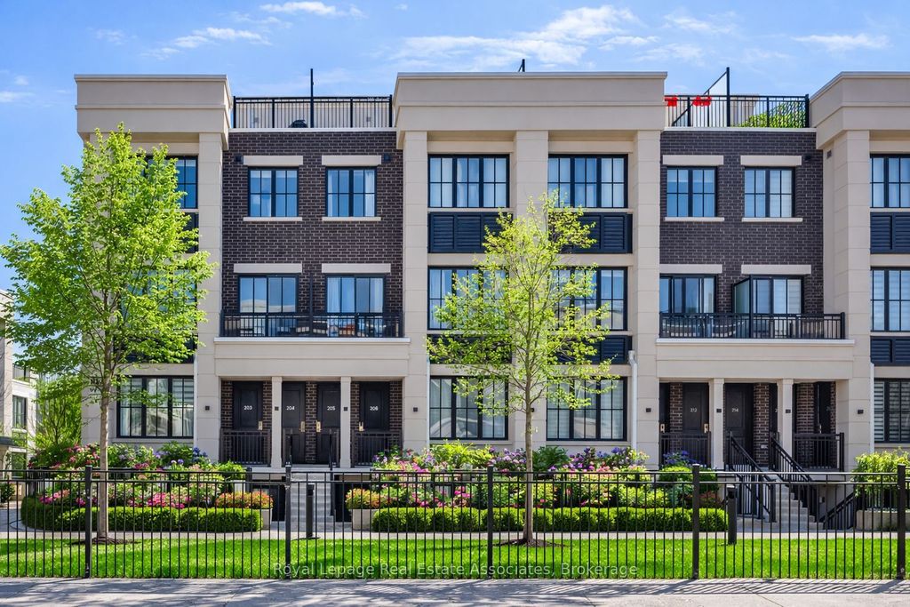 Photo of 652 Cricklewood Drive #203, Mississauga, ON L5E 0A5 (MLS # W12861068)