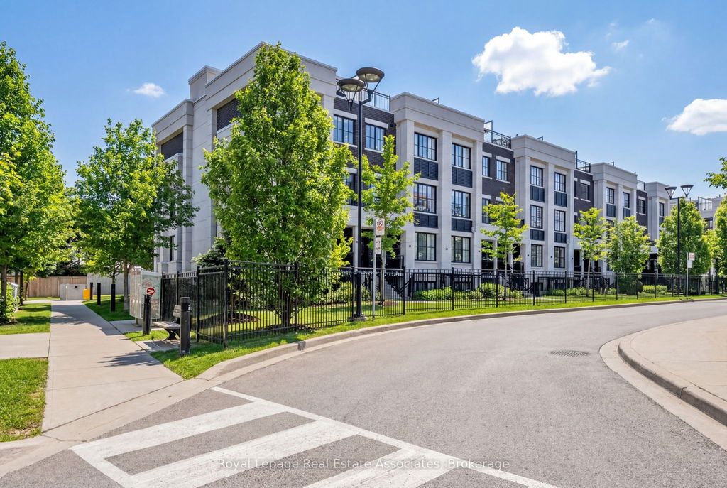 Photo of 652 Cricklewood Drive #203, Mississauga, ON L5E 0A5 (MLS # W12861068)