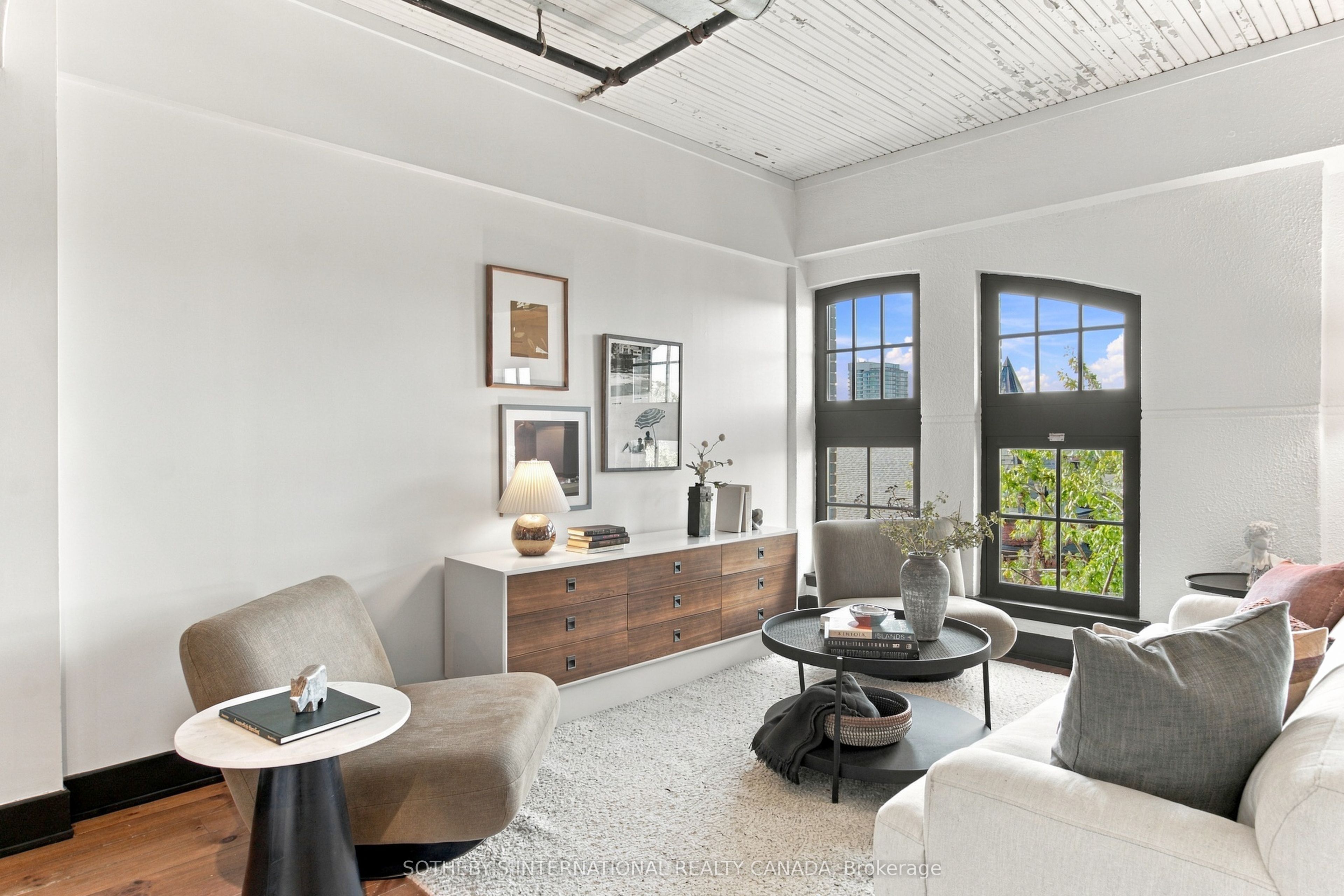 183 Dovercourt Road 412