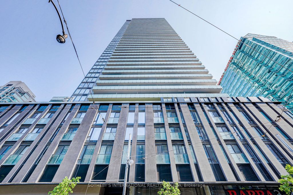 Photo of 25 Richmond Street E #402, Toronto, ON M5C 0A6 (MLS # C12538136)