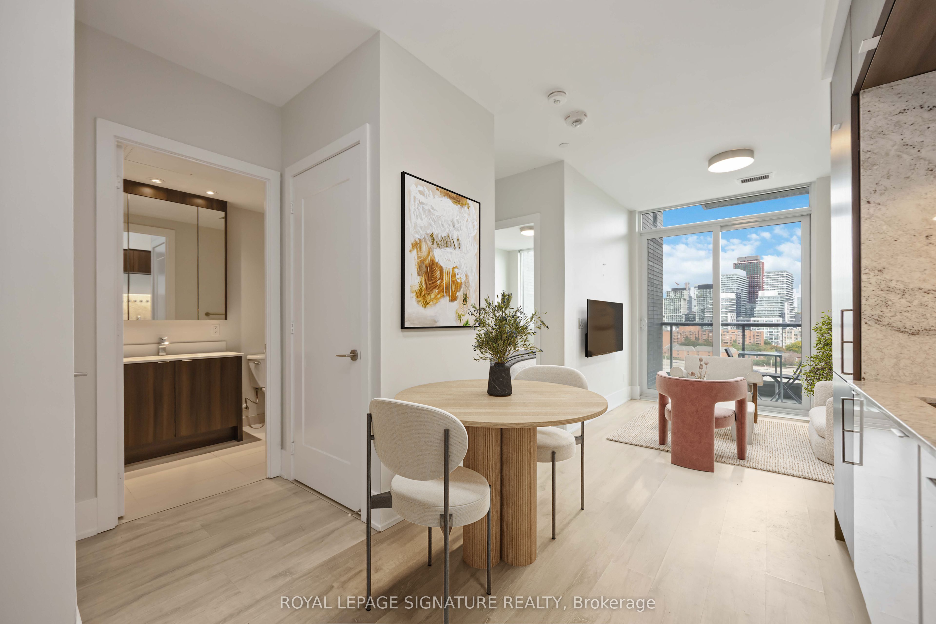 1 Edgewater Drive G PH 29