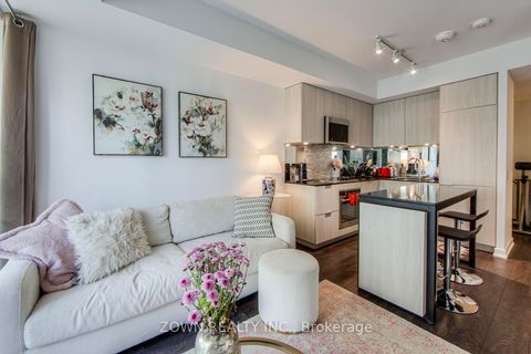 Photo of 609 Avenue Road #1410, Toronto, ON M4V 0B1 (MLS # C12482704)