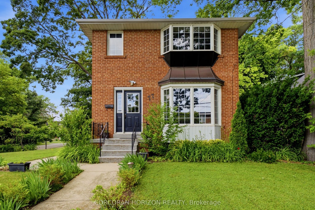 Photo of 77 Mineola Road E, Mississauga, ON L5G 2E6 (MLS # W14030748)