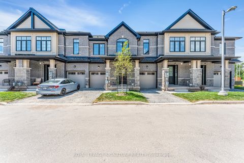 7453 Baycrest Common N/A Niagara Falls ON L2G 3L7