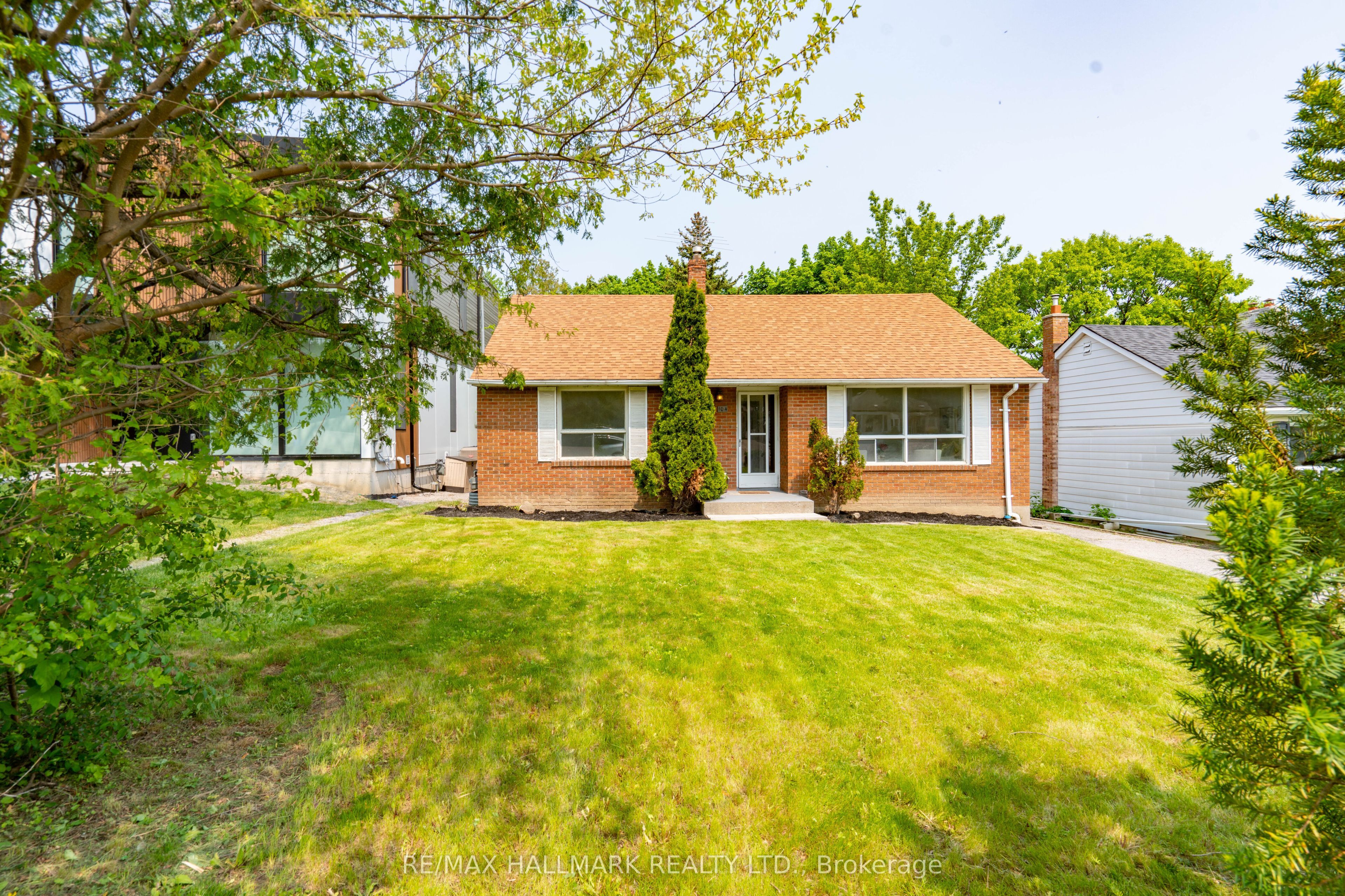 104 Highland Park Boulevard