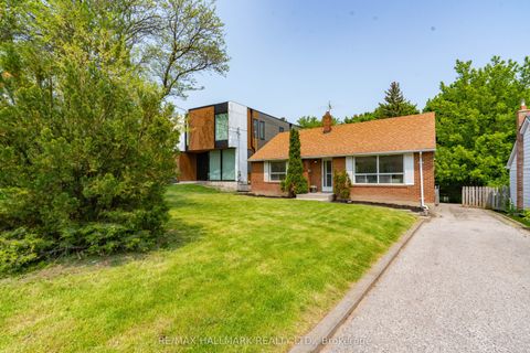 104 Highland Park Boulevard Markham ON L3T 1B7