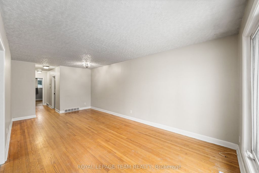 Photo of 1938 Bromley Road, Carlingwood - Westboro and Area, ON K2A 1C2 (MLS # X12704682)