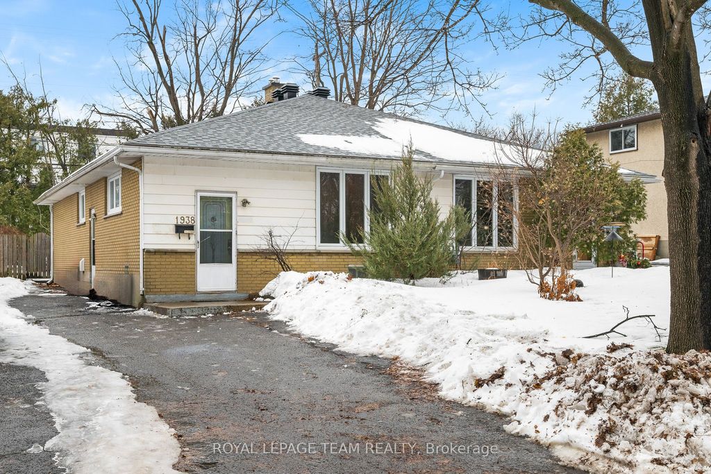 Photo of 1938 Bromley Road, Carlingwood - Westboro and Area, ON K2A 1C2 (MLS # X12704682)