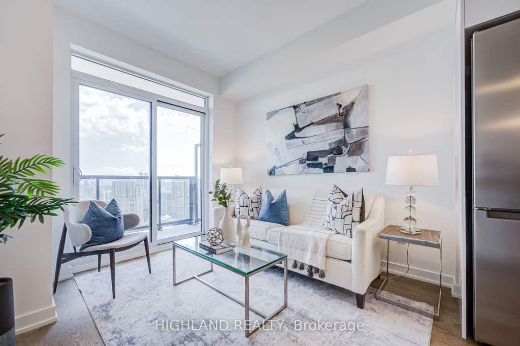 Photo of 5081 Hurontario Street #3103, Mississauga, ON L4Z 0C9 (MLS # W13544232)