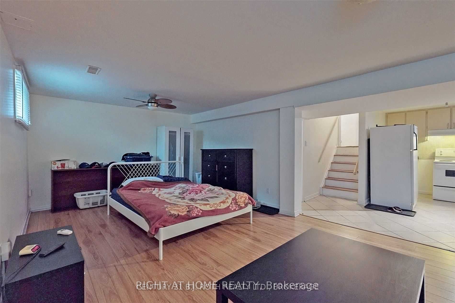 1658 Corkstone Glade